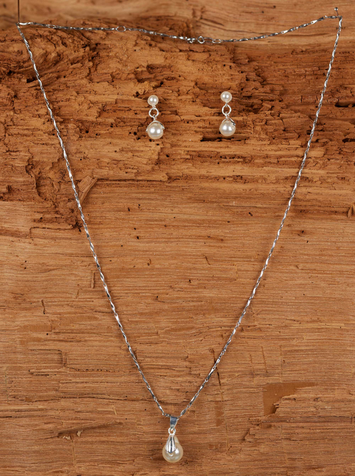 Emmerling Necklace & Earrings 66403 New
