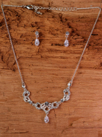Emmerling Necklace & Earrings 66040